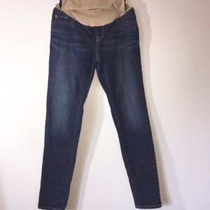 Maternity jeans EUC